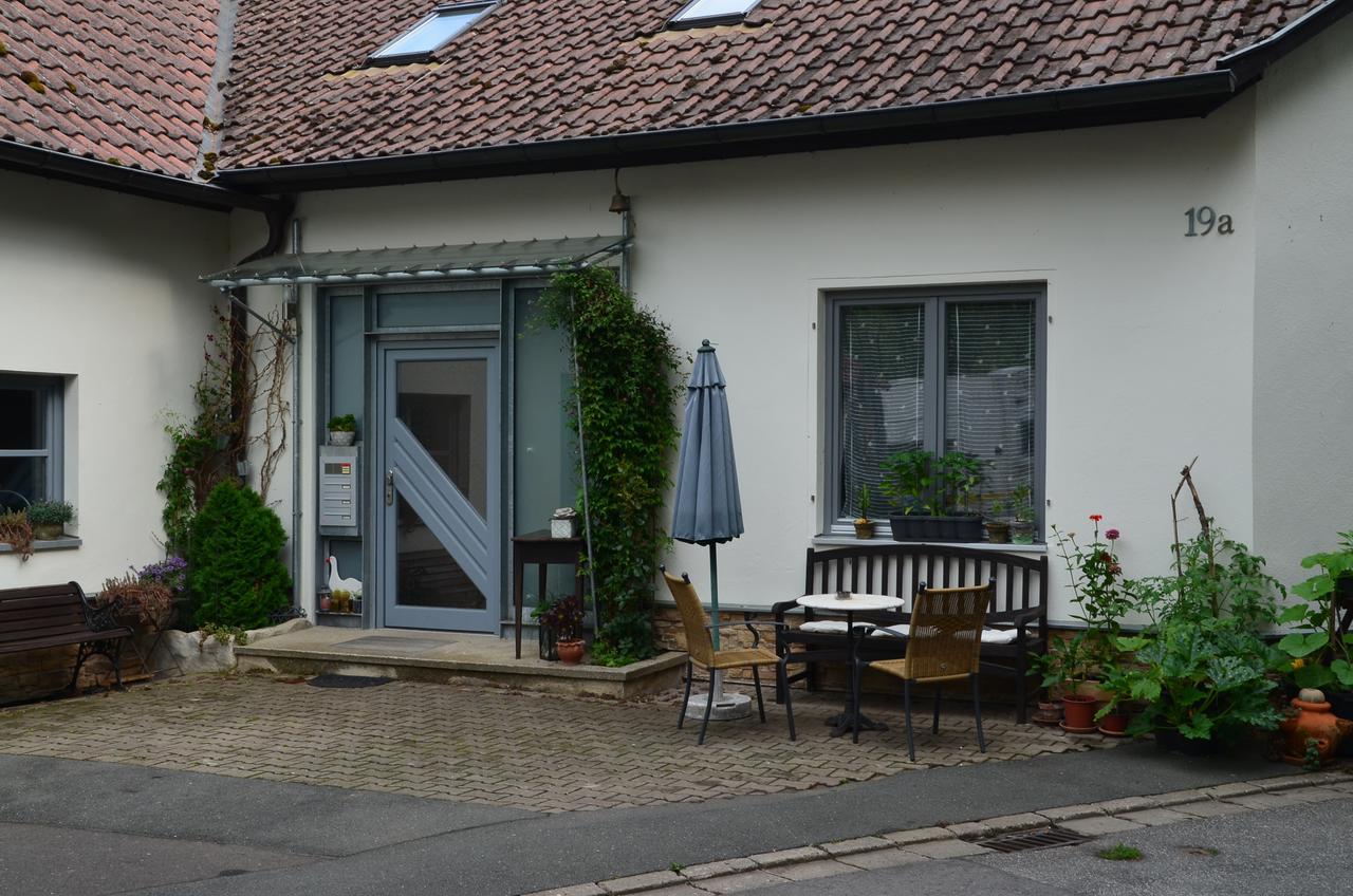 Ferienwohnung Rudolf-Lindner Neustadt an der Aisch Exterior photo